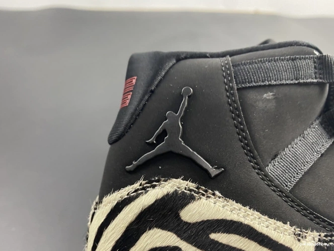ANIMAL AIR INSTINCT 11 JORDAN AR0715-010 0715
